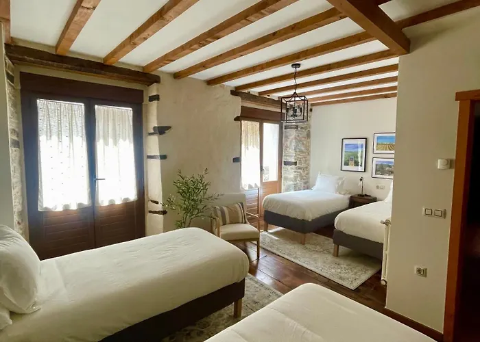 Alojamento de Acomodação e Pequeno-almoço Casa El Colibri *